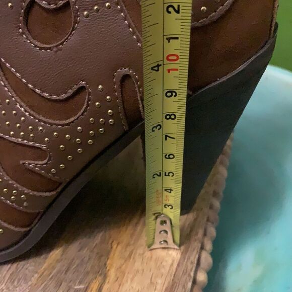 Carlos booties size 7.5 - Picture 3 of 11